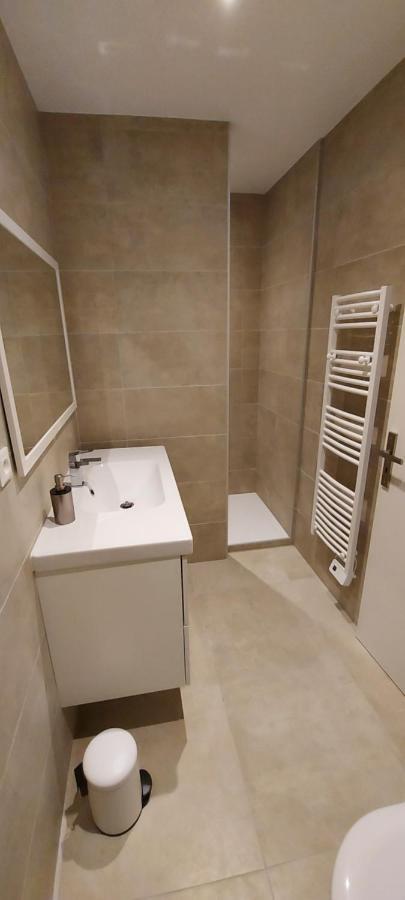 Apartament Chez Julie Saint-Raphaël Zewnętrze zdjęcie